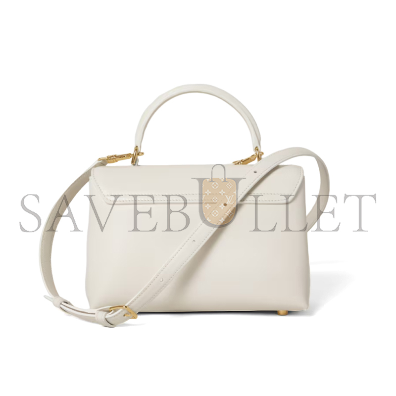 Ce1i*e TEEN NINO BAG IN SMOOTH SATINATED CALFSKIN WITH ENAMEL CLOSURE 118115388.GMU2 (20.5*13*8cm)